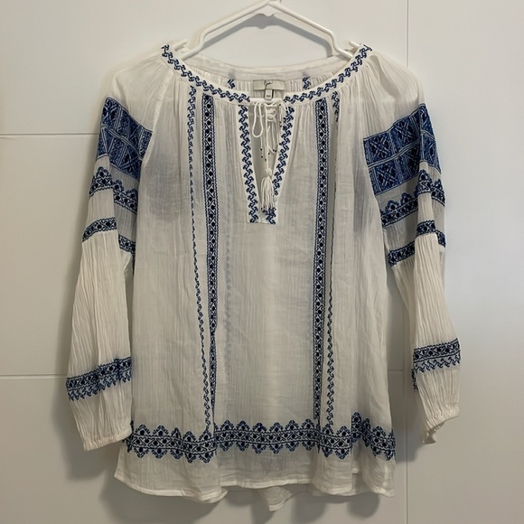 Joie Women's Gauge Cotton Gauze V-Neck Embroidered White Peasant Blouse - Picture 4 of 8